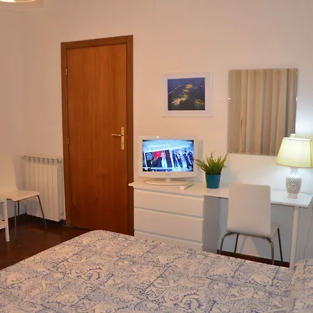 Le Stanze Di Raffaello נאפולי